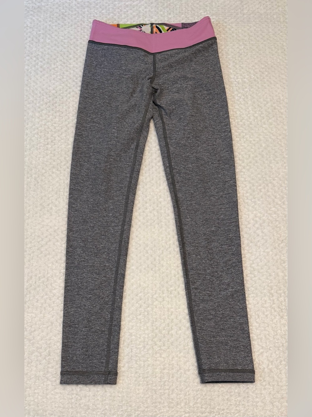Ivivva reversible leggings